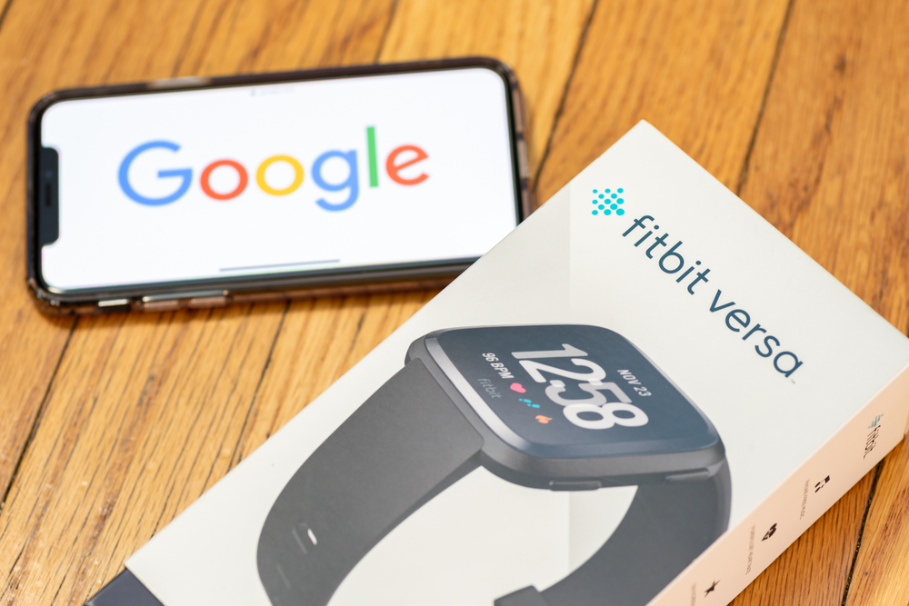 Министерство юстиции США рассмотрит вопрос о приобретении Google производителя смарт-часов Fitbit